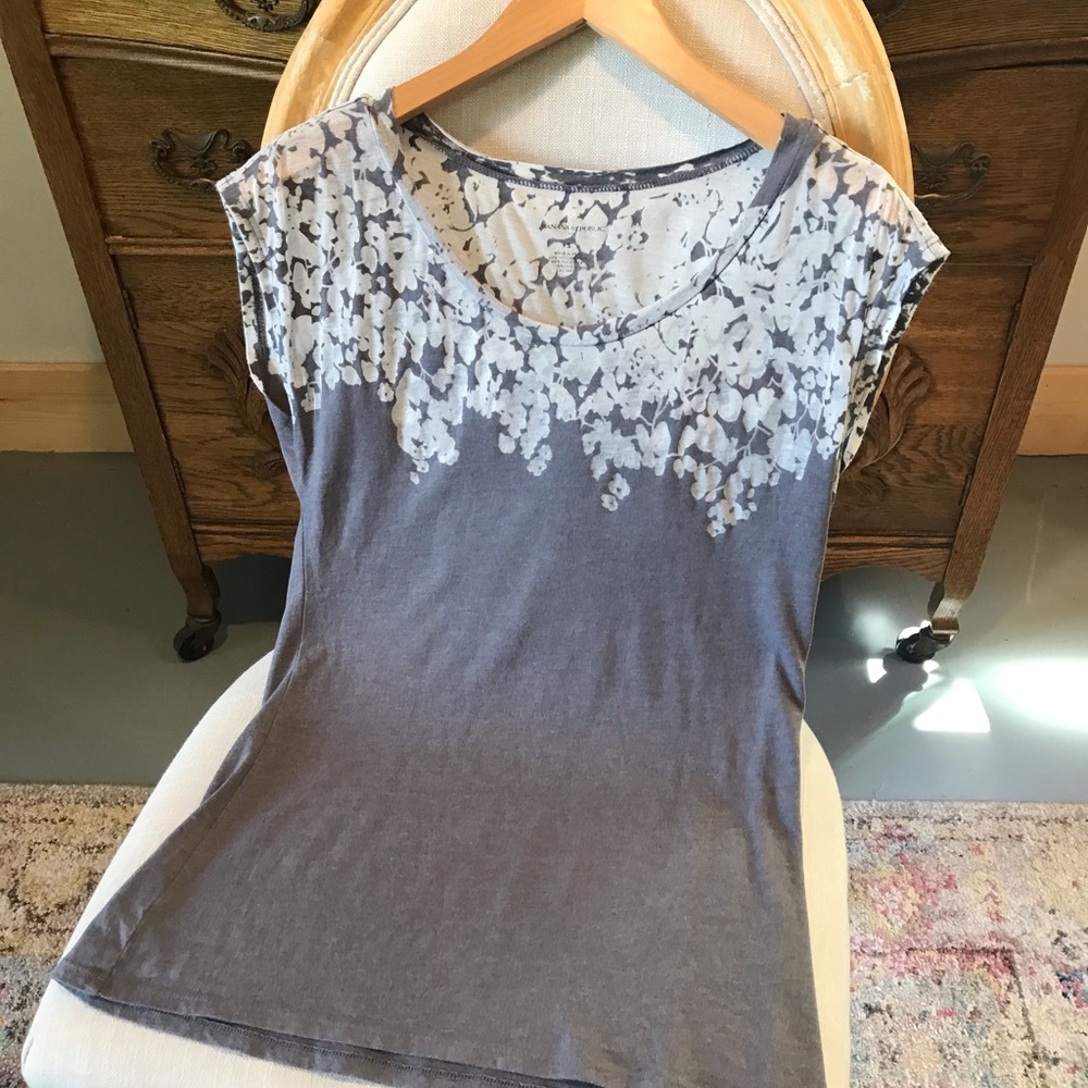Pretty t-shirt top
